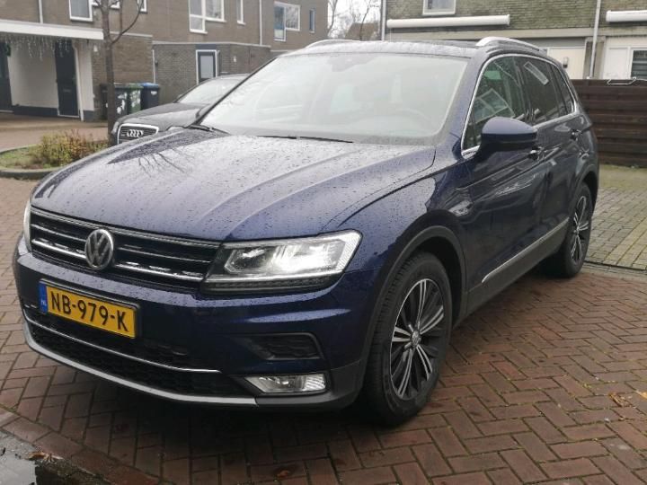 VOLKSWAGEN TIGUAN 2017 wvgzzz5nzhw362327