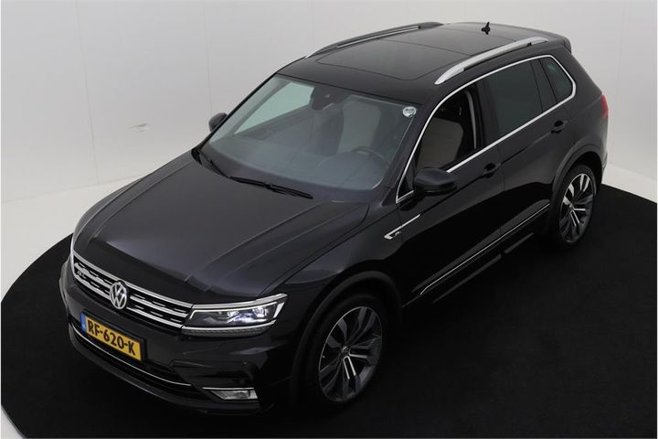 VOLKSWAGEN TIGUAN 2017 wvgzzz5nzhw382894