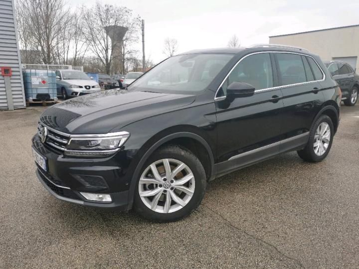 VOLKSWAGEN TIGUAN 2017 wvgzzz5nzhw385873