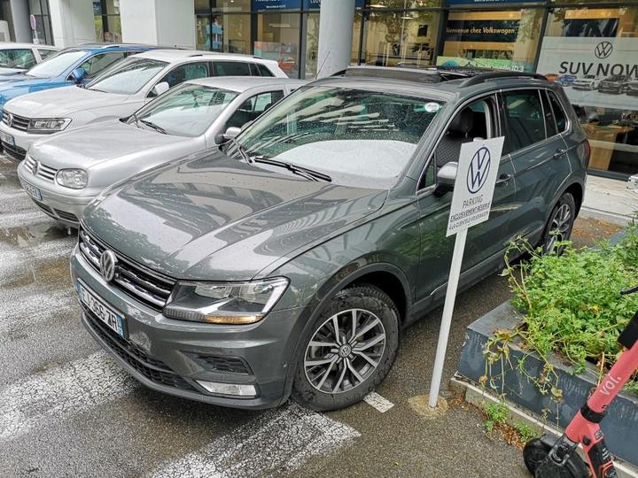 VOLKSWAGEN TIGUAN 2017 wvgzzz5nzhw388206