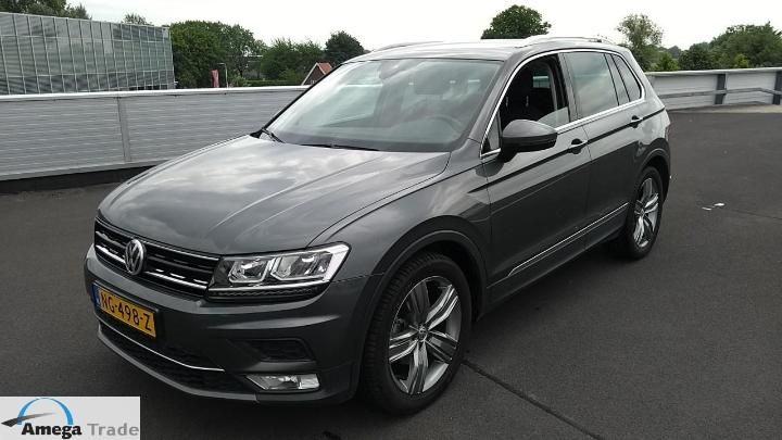 VOLKSWAGEN TIGUAN 2017 wvgzzz5nzhw388233