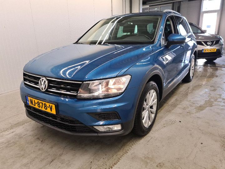 VOLKSWAGEN TIGUAN 2017 wvgzzz5nzhw398982