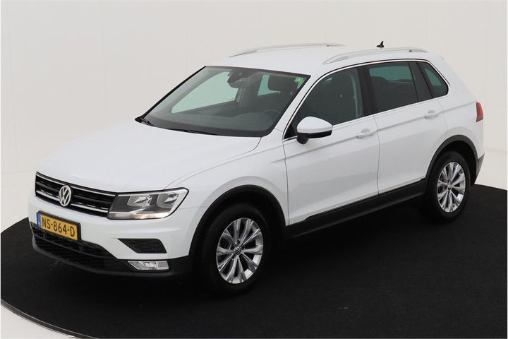 VOLKSWAGEN TIGUAN 2017 wvgzzz5nzhw410709