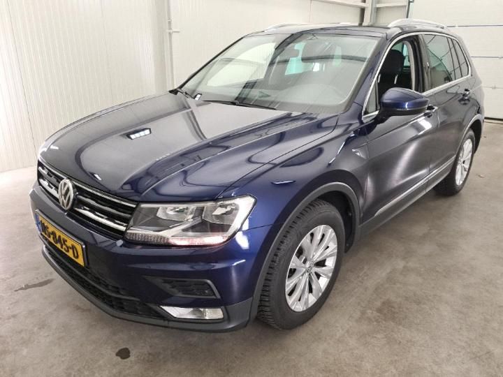 VOLKSWAGEN TIGUAN 2017 wvgzzz5nzhw416532