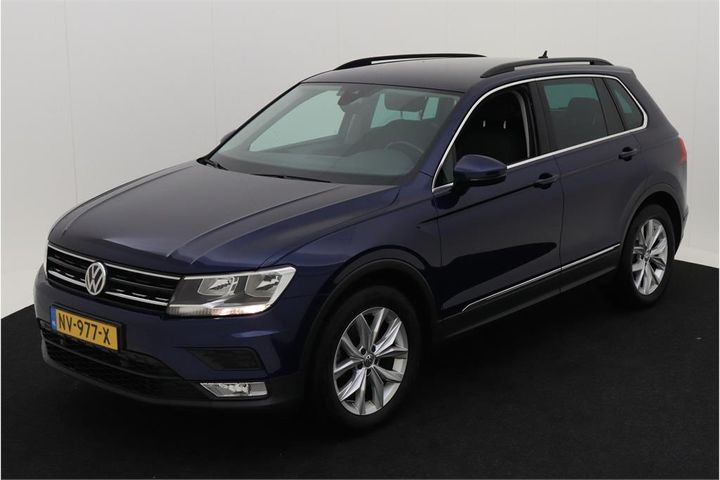 VOLKSWAGEN TIGUAN 2017 wvgzzz5nzhw423701