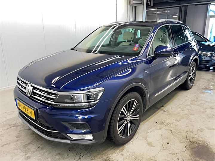 VOLKSWAGEN TIGUAN 2017 wvgzzz5nzhw423926