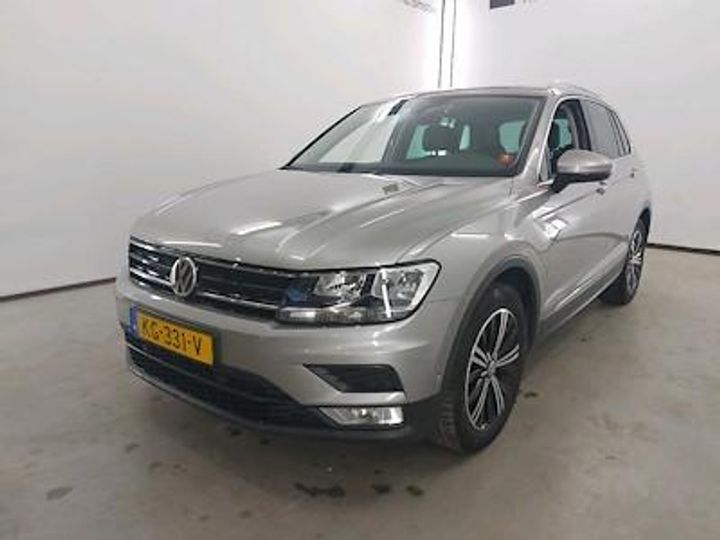 VOLKSWAGEN TIGUAN 2017 wvgzzz5nzhw816177