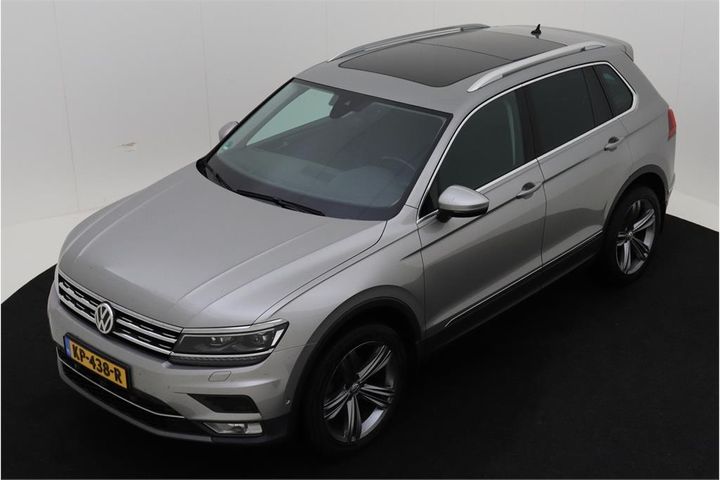 VOLKSWAGEN TIGUAN 2017 wvgzzz5nzhw823330