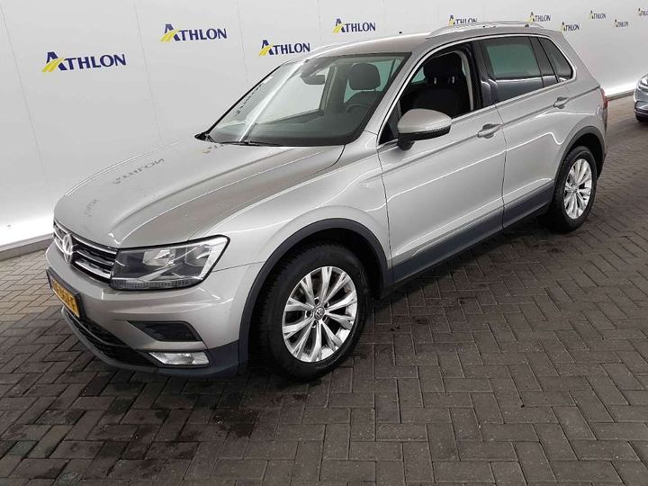 VOLKSWAGEN TIGUAN 2017 wvgzzz5nzhw828879