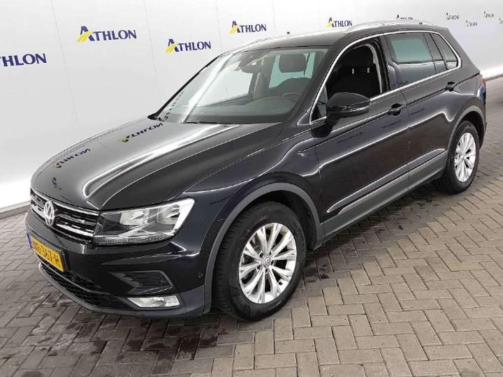 VOLKSWAGEN TIGUAN 2017 wvgzzz5nzhw829959