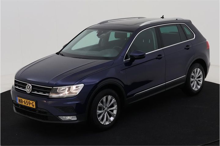 VOLKSWAGEN TIGUAN 2017 wvgzzz5nzhw837656