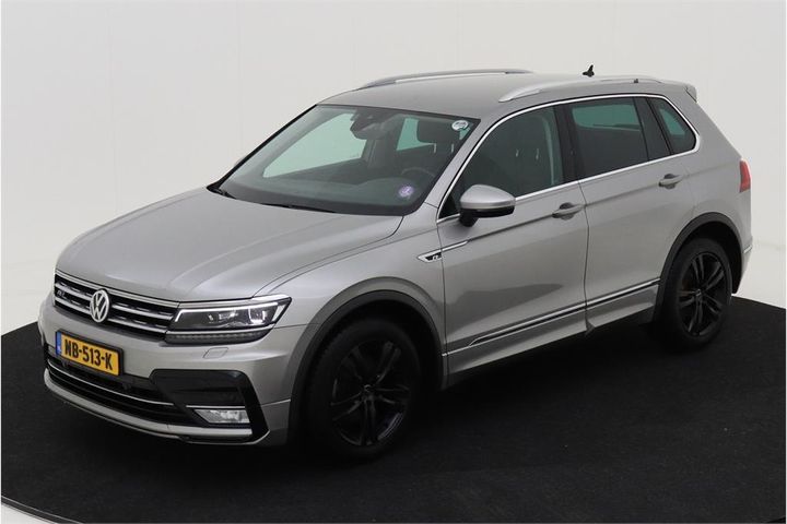 VOLKSWAGEN TIGUAN 2017 wvgzzz5nzhw852243