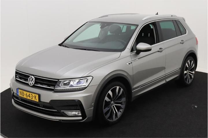 VOLKSWAGEN TIGUAN 2017 wvgzzz5nzhw853826