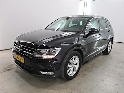 VOLKSWAGEN TIGUAN 2017 wvgzzz5nzhw856493