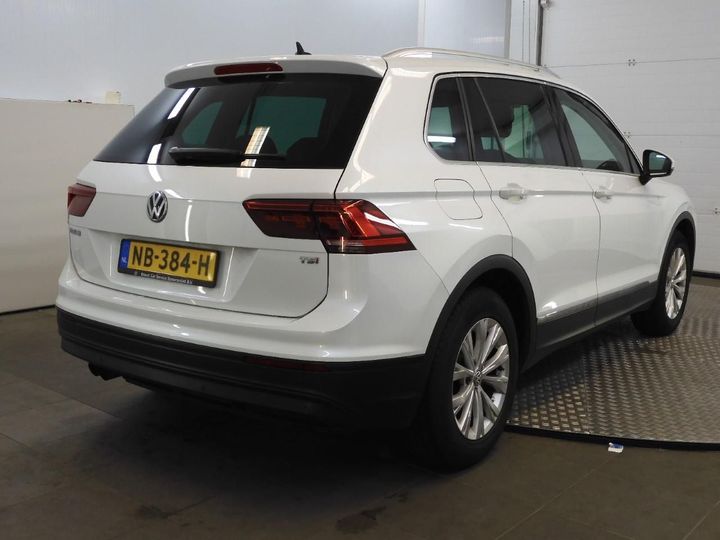 VOLKSWAGEN TIGUAN 2017 wvgzzz5nzhw863109