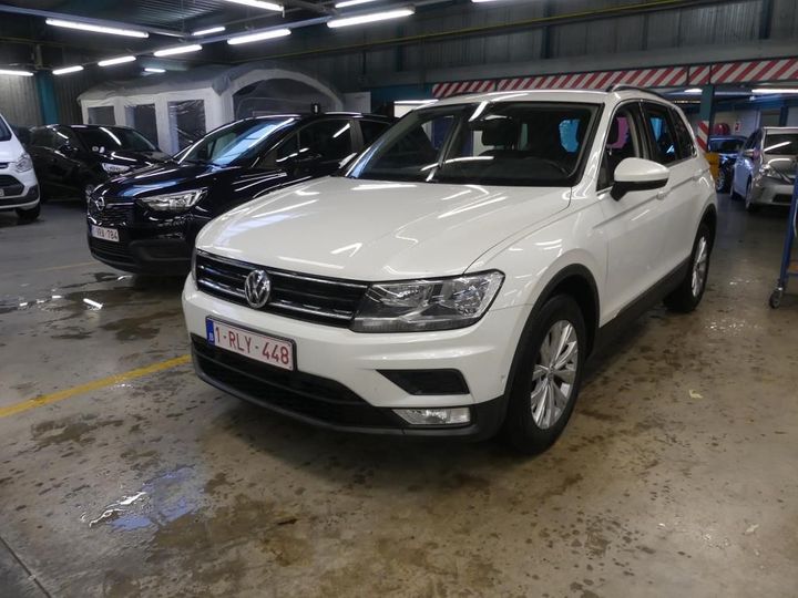 VOLKSWAGEN TIGUAN 2017 wvgzzz5nzhw881987