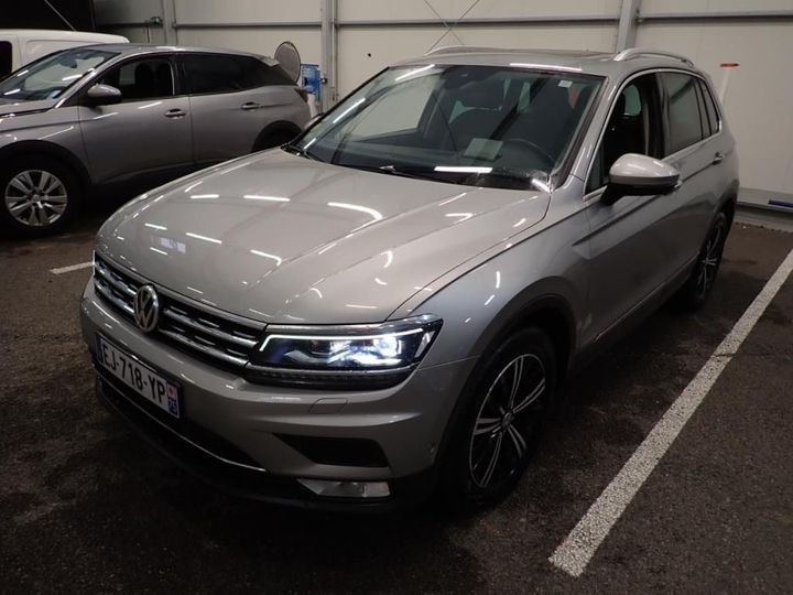 VOLKSWAGEN TIGUAN 2017 wvgzzz5nzhw886506