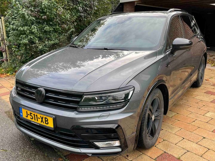 VOLKSWAGEN TIGUAN 2017 wvgzzz5nzhw887957