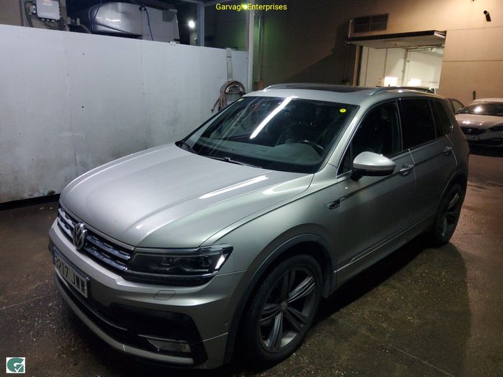 VOLKSWAGEN TIGUAN 2017 wvgzzz5nzhw888650