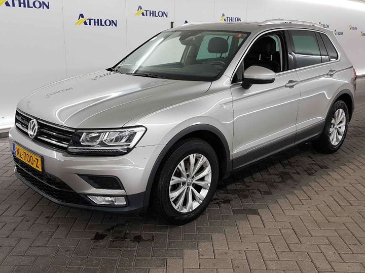 VOLKSWAGEN TIGUAN 2017 wvgzzz5nzhw894873