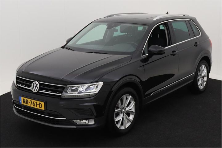 VOLKSWAGEN TIGUAN 2017 wvgzzz5nzhw907222