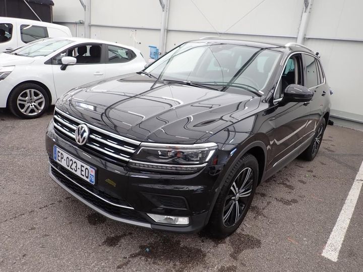 VOLKSWAGEN TIGUAN 2017 wvgzzz5nzhw908140