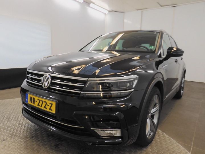 VOLKSWAGEN TIGUAN 2017 wvgzzz5nzhw911073