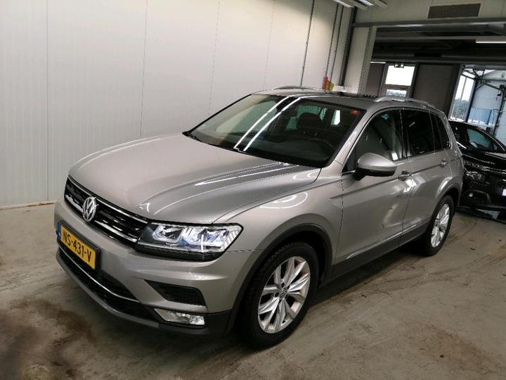 VOLKSWAGEN TIGUAN 2017 wvgzzz5nzhw913173