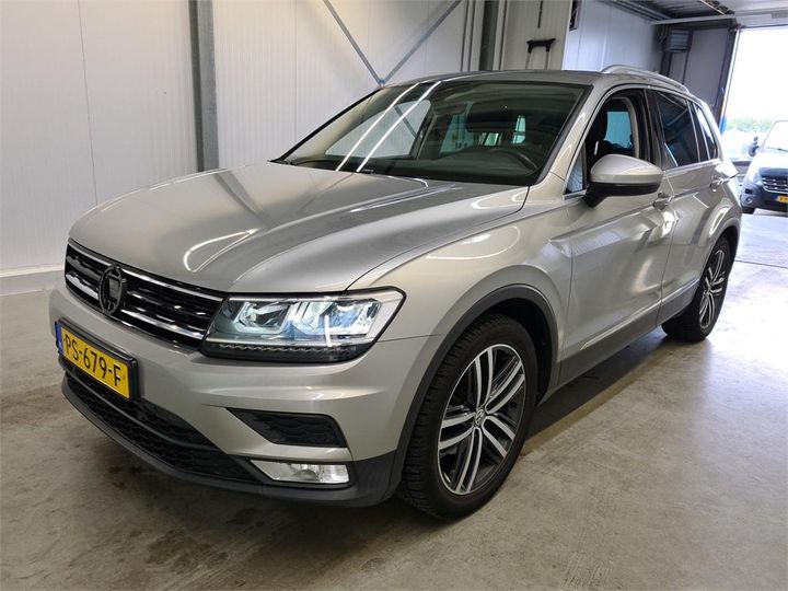 VOLKSWAGEN TIGUAN 2017 wvgzzz5nzhw914287