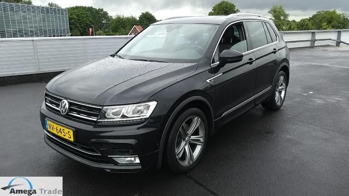 VOLKSWAGEN TIGUAN 2017 wvgzzz5nzhw920449