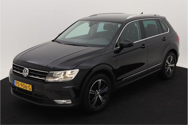 VOLKSWAGEN TIGUAN 2017 wvgzzz5nzhw925976