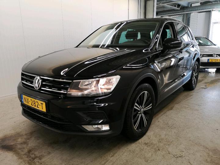 VOLKSWAGEN TIGUAN 2017 wvgzzz5nzhw926924