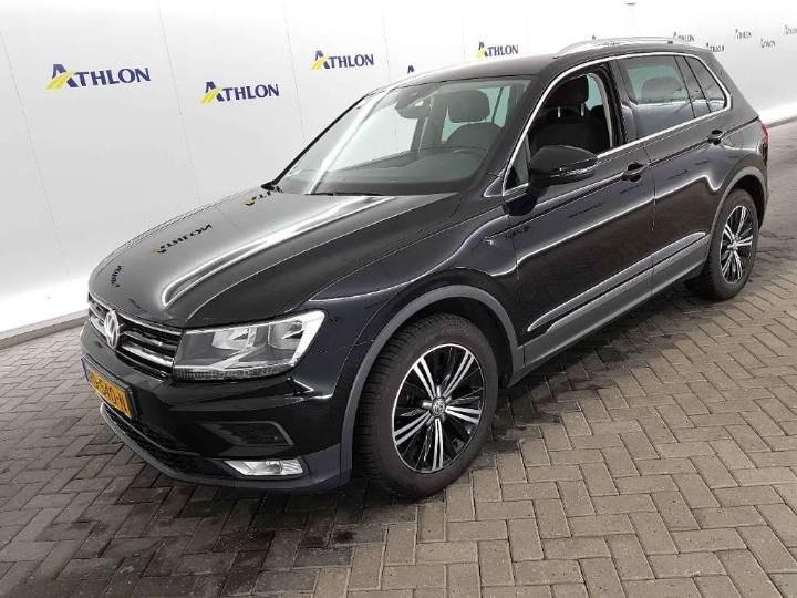 VOLKSWAGEN TIGUAN 2017 wvgzzz5nzhw927077