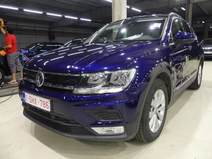 VOLKSWAGEN TIGUAN 2017 wvgzzz5nzhw935505