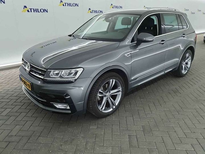 VOLKSWAGEN TIGUAN 2017 wvgzzz5nzhw935624