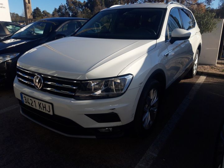 VOLKSWAGEN TIGUAN 2018 wvgzzz5nzjm047852