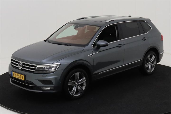 VOLKSWAGEN TIGUAN 2018 wvgzzz5nzjm062156