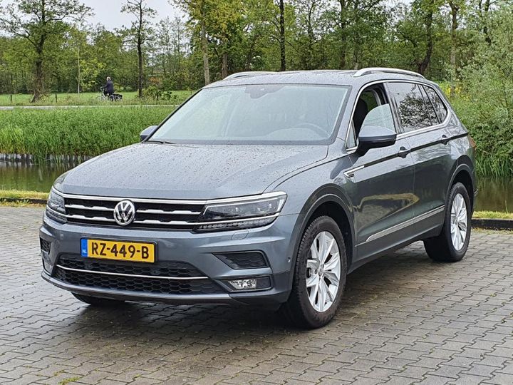 VOLKSWAGEN TIGUAN 2018 wvgzzz5nzjm066711