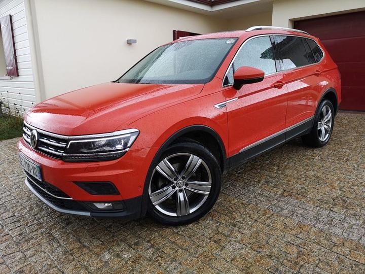 VOLKSWAGEN TIGUAN ALLSPACE 2018 wvgzzz5nzjm071115