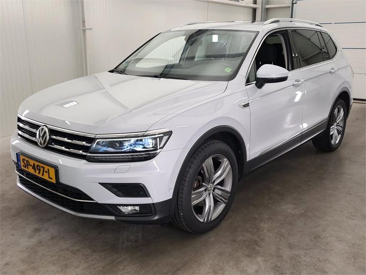 VOLKSWAGEN TIGUAN 2018 wvgzzz5nzjm072061