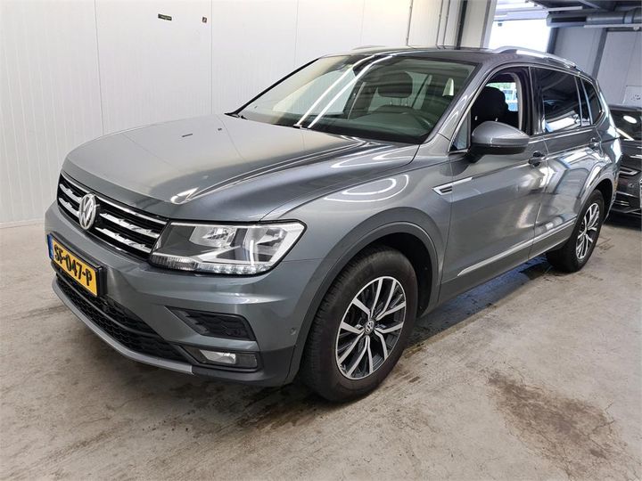 VOLKSWAGEN TIGUAN 2018 wvgzzz5nzjm072602