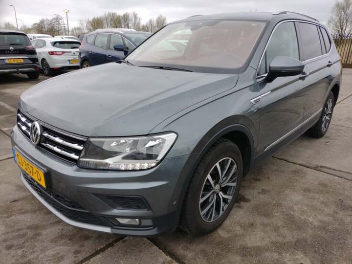 VOLKSWAGEN TIGUAN 2018 wvgzzz5nzjm073065