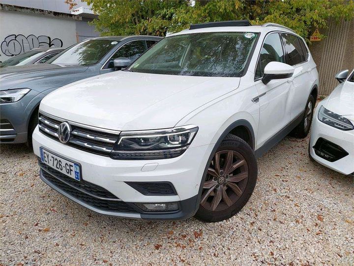 VOLKSWAGEN TIGUAN ALLSPACE 2018 wvgzzz5nzjm075015