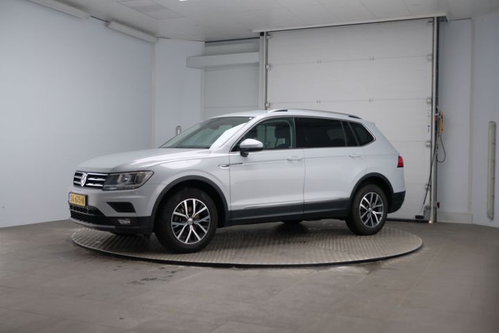 VOLKSWAGEN TIGUAN ALLSPACE 2018 wvgzzz5nzjm077369