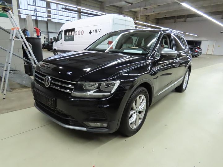 VOLKSWAGEN TIGUAN 2018 wvgzzz5nzjm096608