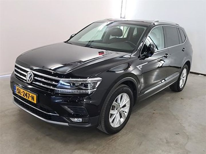 VOLKSWAGEN TIGUAN 2018 wvgzzz5nzjm136081