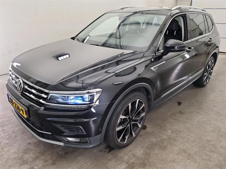 VOLKSWAGEN TIGUAN 2018 wvgzzz5nzjm143173