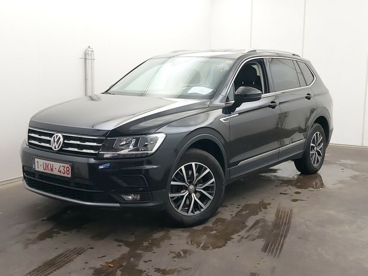 VOLKSWAGEN TIGUAN 2018 wvgzzz5nzjm145154