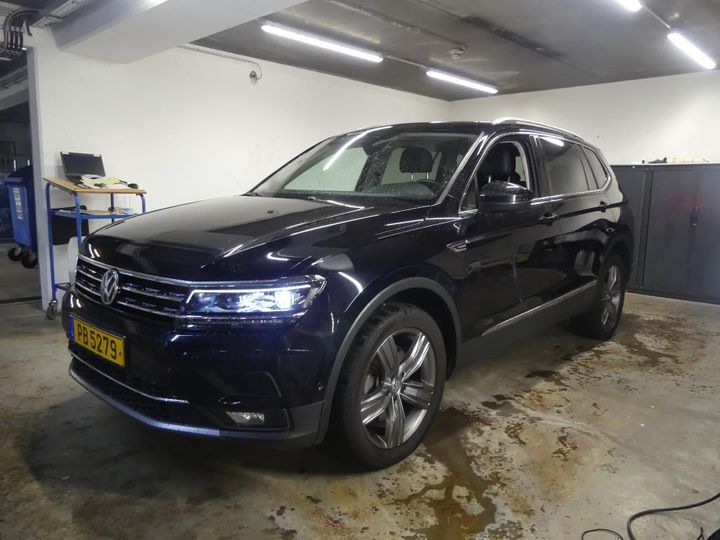 VOLKSWAGEN TIGUAN ALLSPACE 2018 wvgzzz5nzjm154085