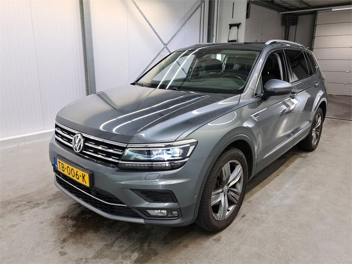 VOLKSWAGEN TIGUAN 2018 wvgzzz5nzjm155946